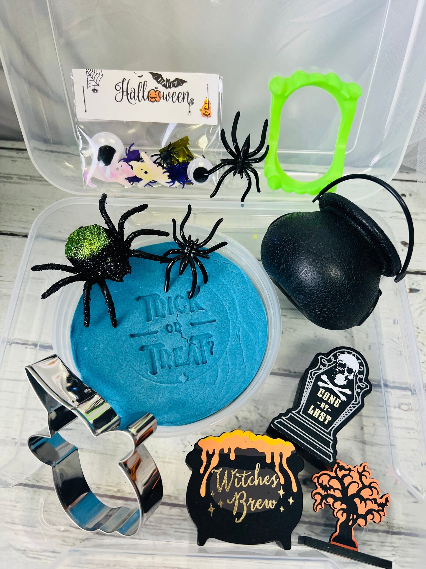 Halloween kids sensory slime sand | Trick or Treat | Kids Halloween activity | Halloween Craft Kids Sensory Activity Busy Box