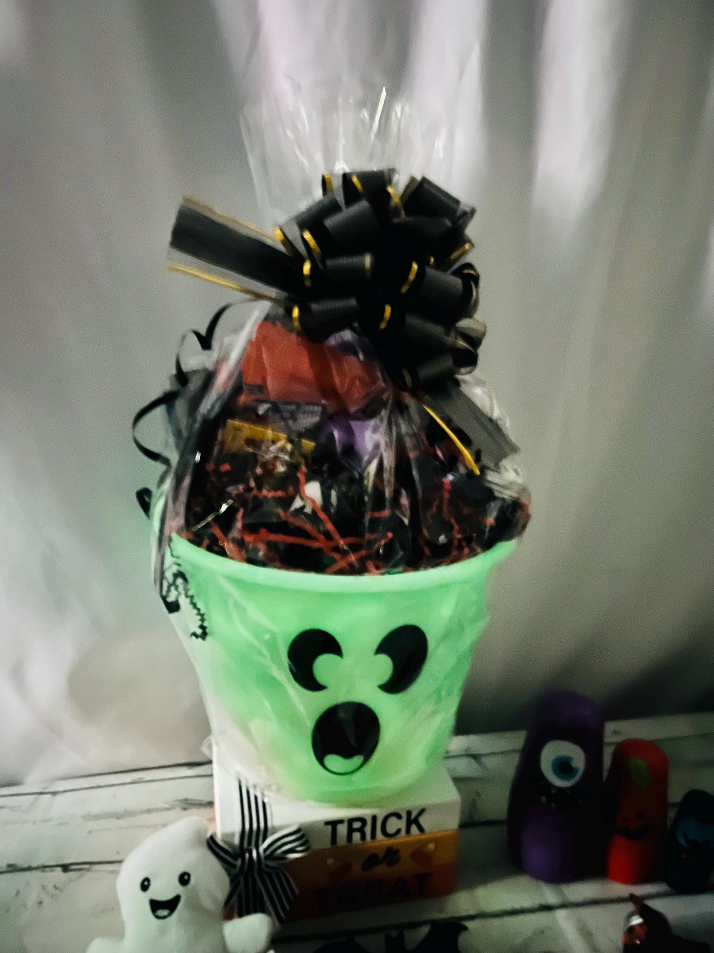 Ready to ship*Personalized Halloween Bucket for kids | Boo Basket | Boo Bucket | Kids Halloween Gift | Trick Or Treat | Halloween Handout