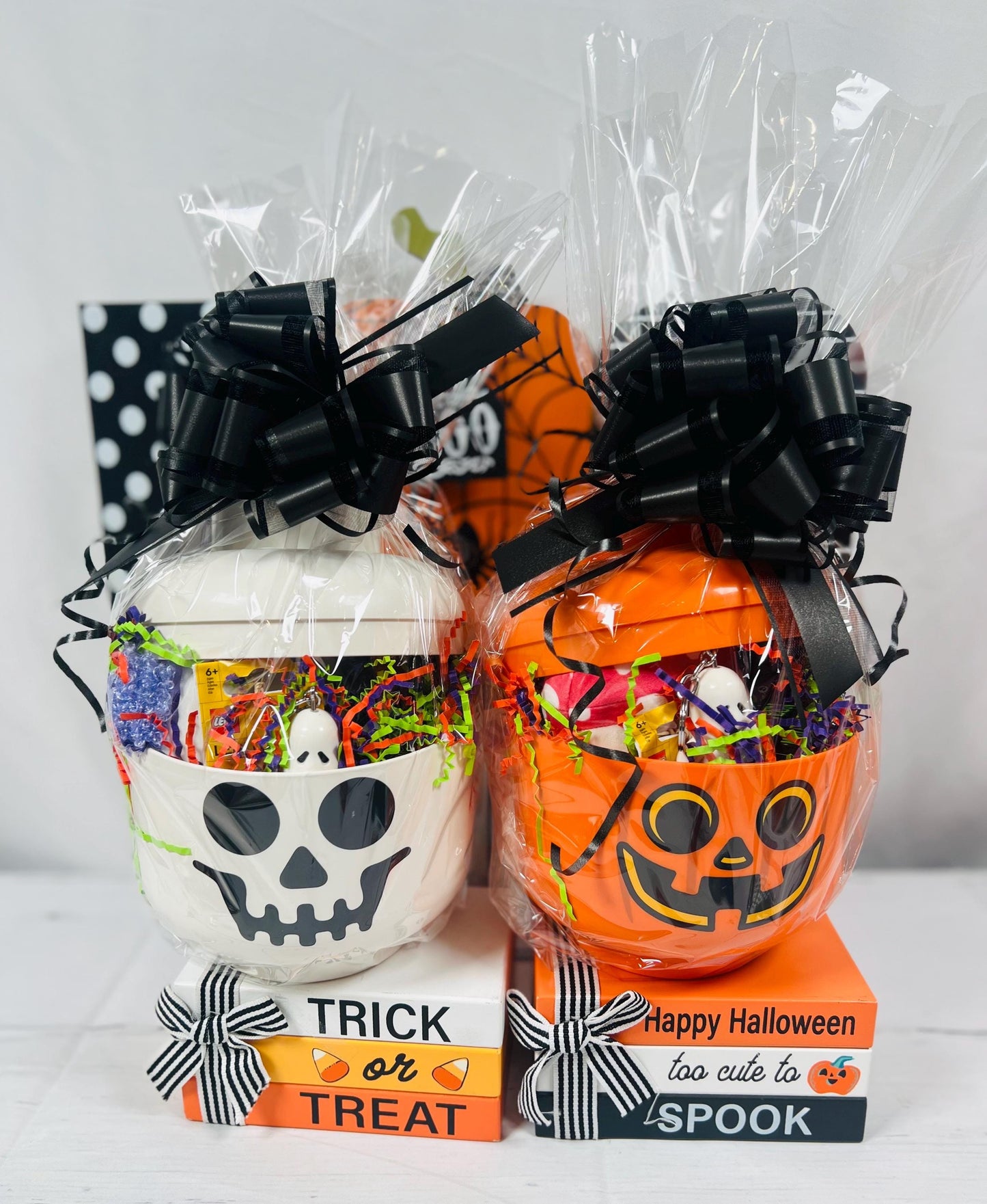 spooky halloween bucket | prefilled mini Lego bucket with Halloween toys for kids | trick or treat | boo bag | halloween basket for kids